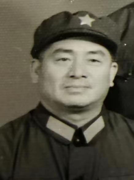 【战友风采征文】平凡医者的不平凡人生(图5)