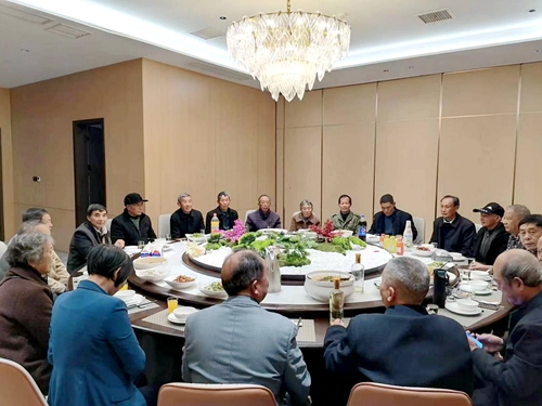 抹不去的记忆，割不断的情怀（四）——老同事40年重逢话当年(图1)
