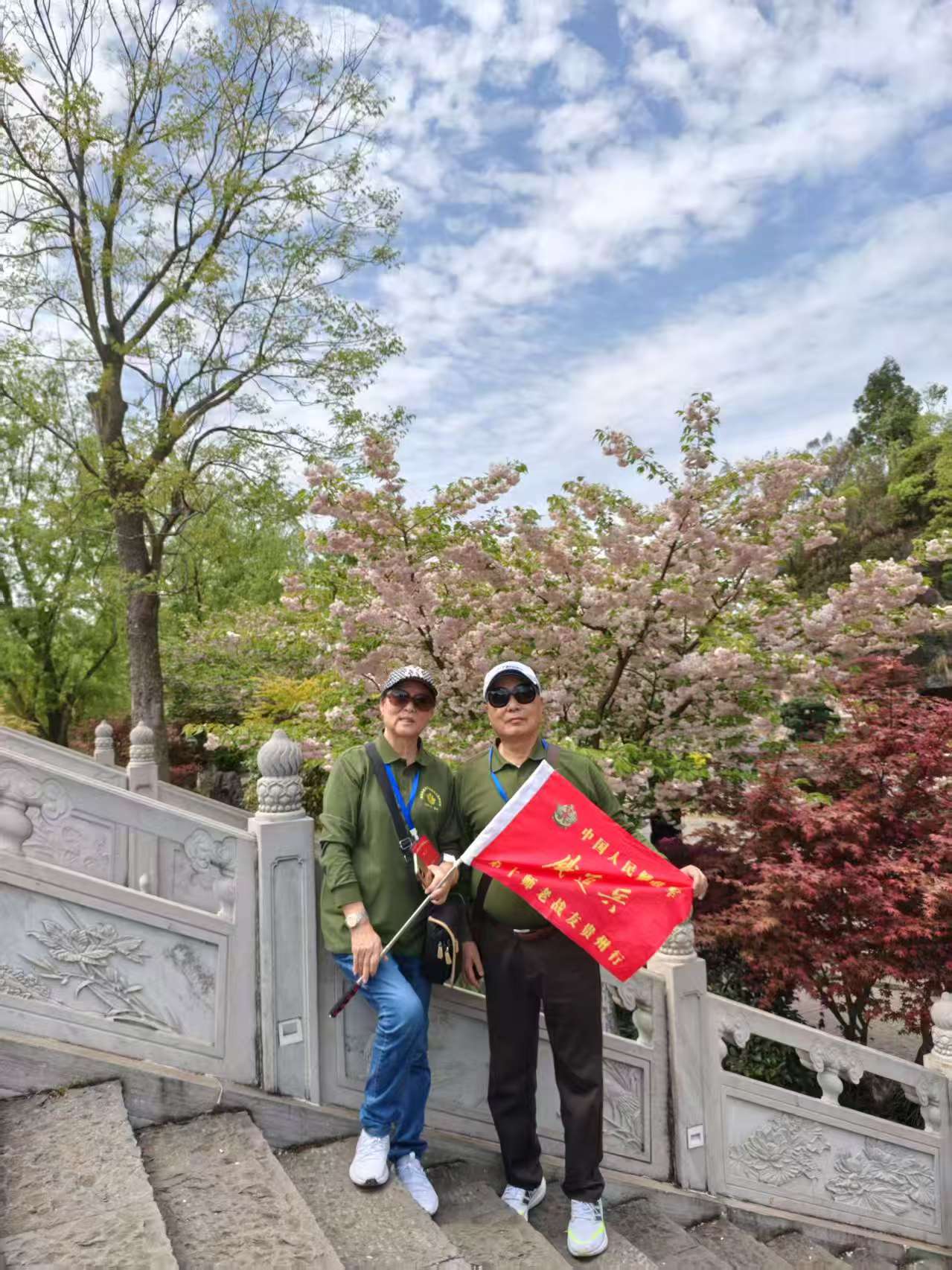   闪光的青春(图2)