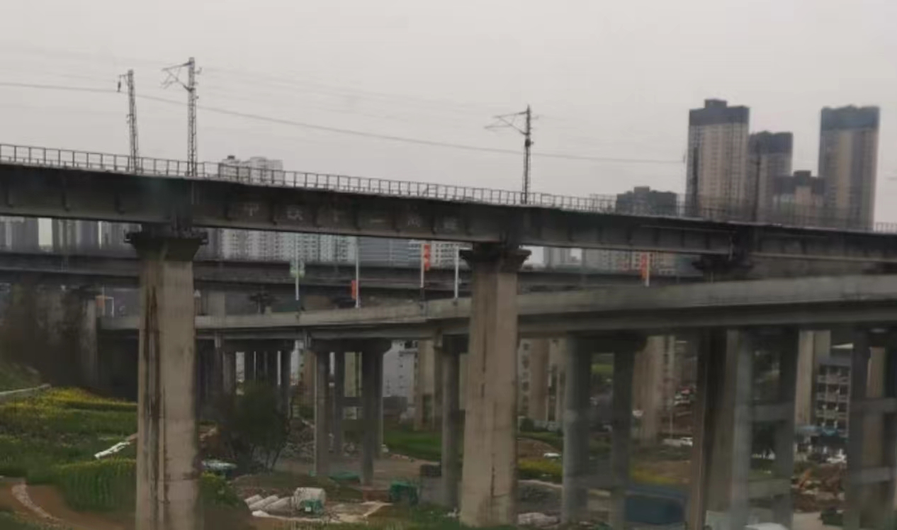 情 漫 襄 渝 .辐 射 阳 安 ——回首当年在陕南的铁兵岁月(图2)