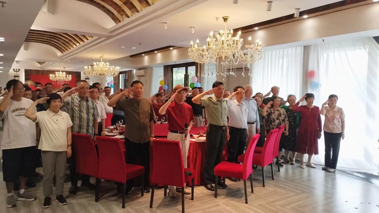 广州市第二届铁道兵文化联谊会 　　第一次理事会隆重召开(图9)