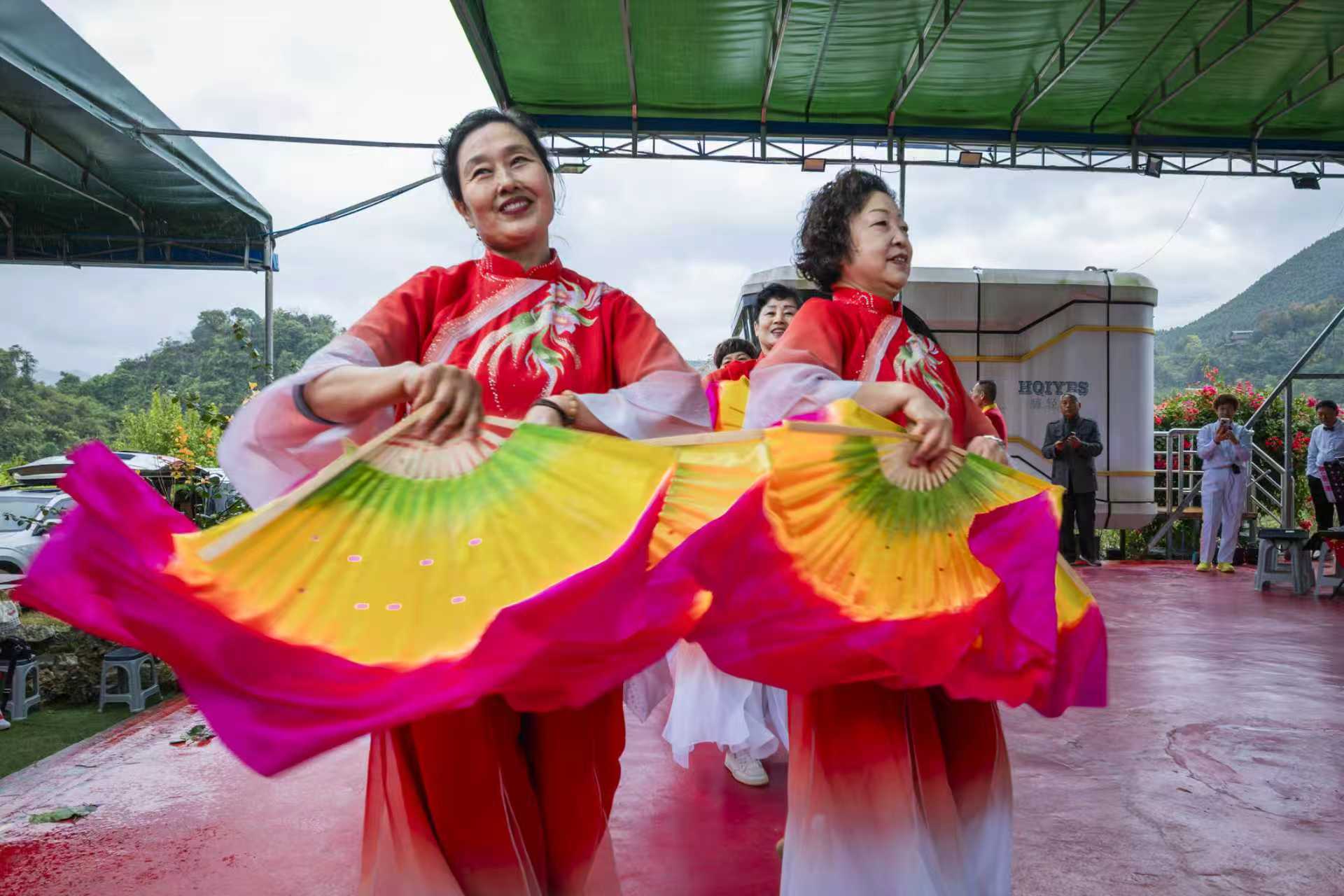 巴马铁兵之家养生生态农场举办“2026元旦新巴马联谊会(图7)