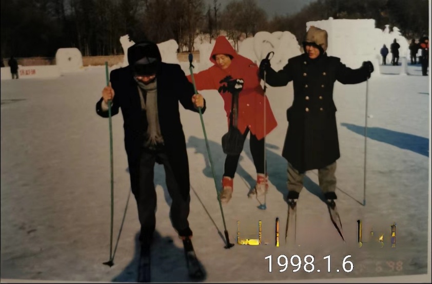 老照片回放:28年前的今天 冰城雪韵里的冰雕记忆(图7)