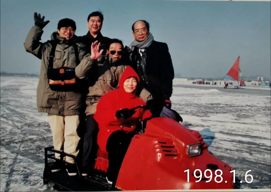 老照片回放:28年前的今天 冰城雪韵里的冰雕记忆(图8)