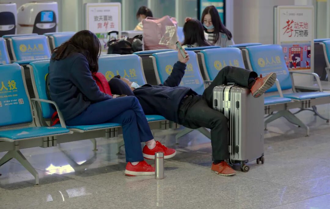 疫情下的铁路春运影像     (图2)