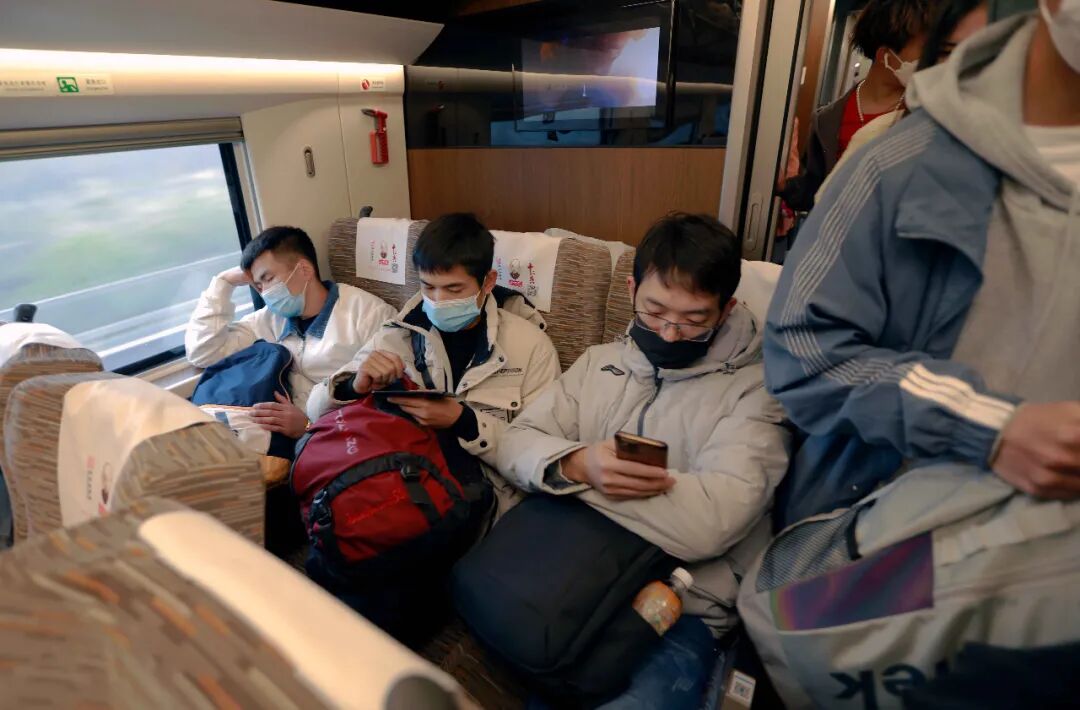 疫情下的铁路春运影像     (图21)