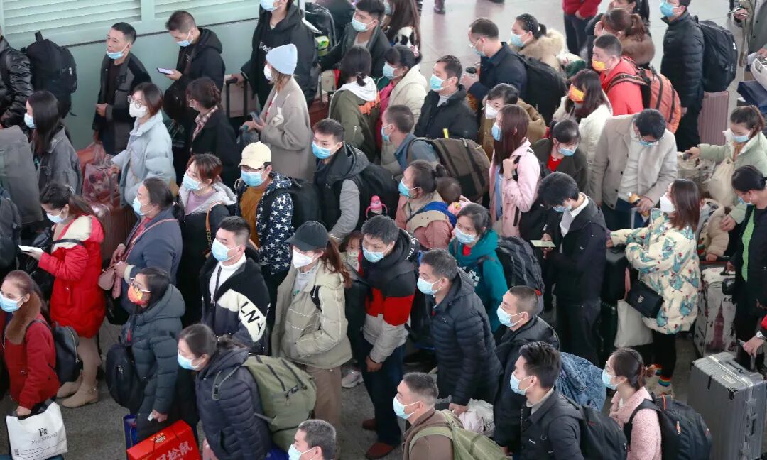 疫情下的铁路春运影像     (图9)