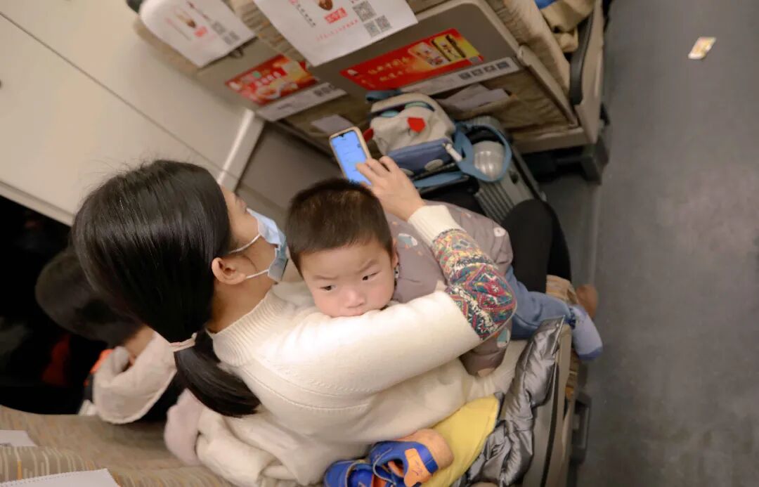 疫情下的铁路春运影像     (图14)