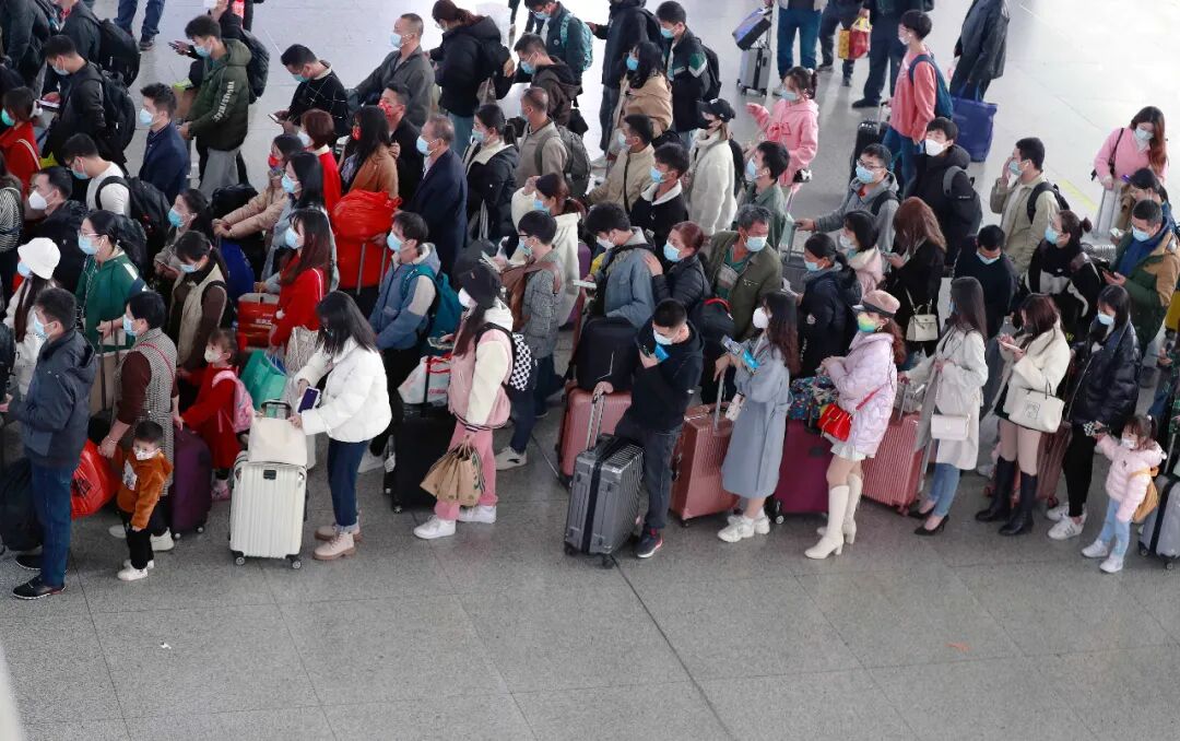疫情下的铁路春运影像     (图6)