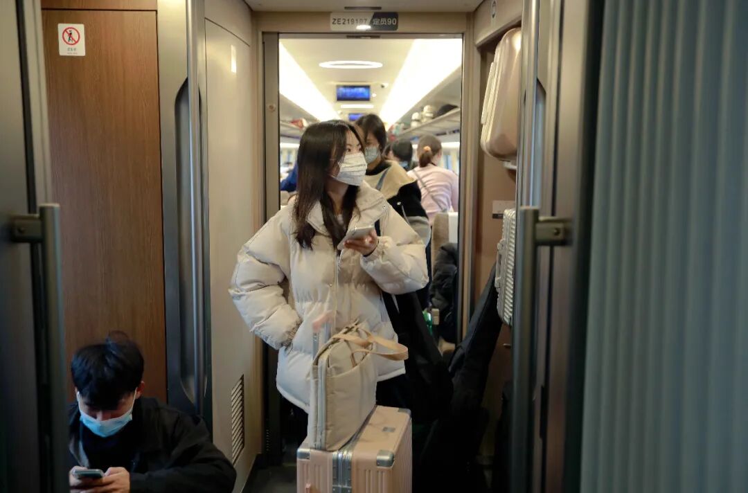 疫情下的铁路春运影像     (图11)