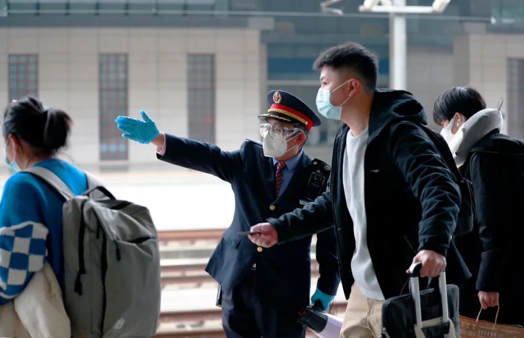 疫情下的铁路春运影像     (图45)