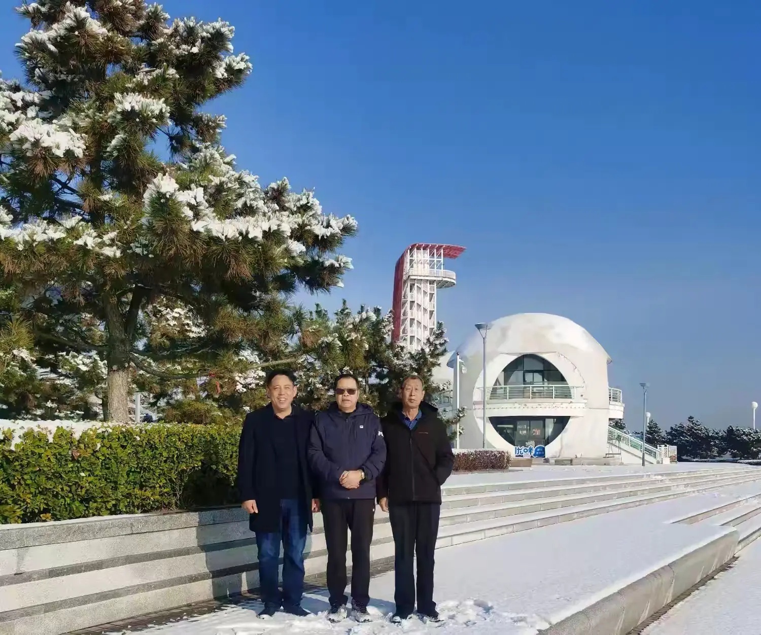 我赞美冬天(图1) 我赞美冬天(图1)