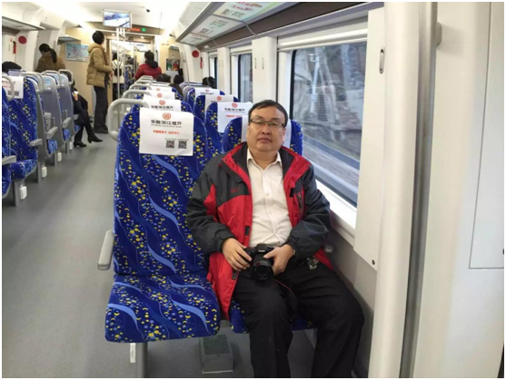 穿着军装回家过年(图1)