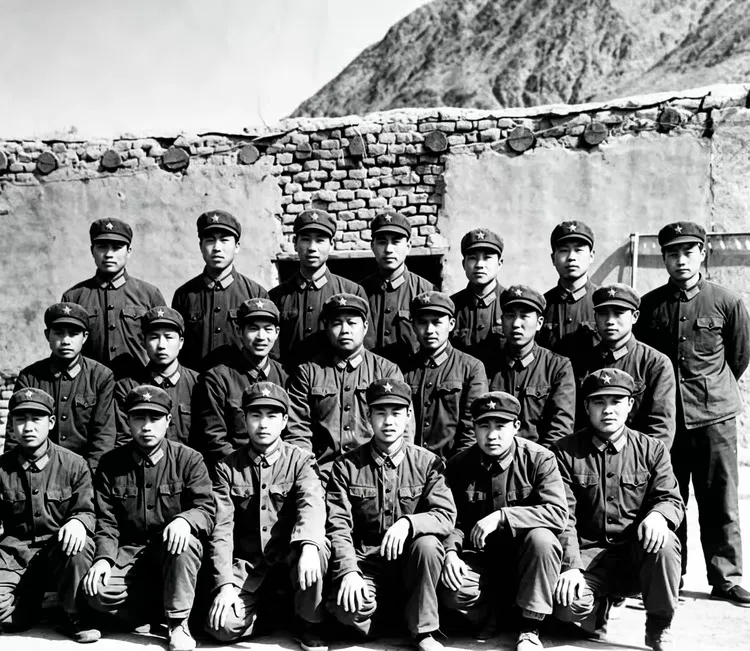 换装记(图2) 换装记(图2)
