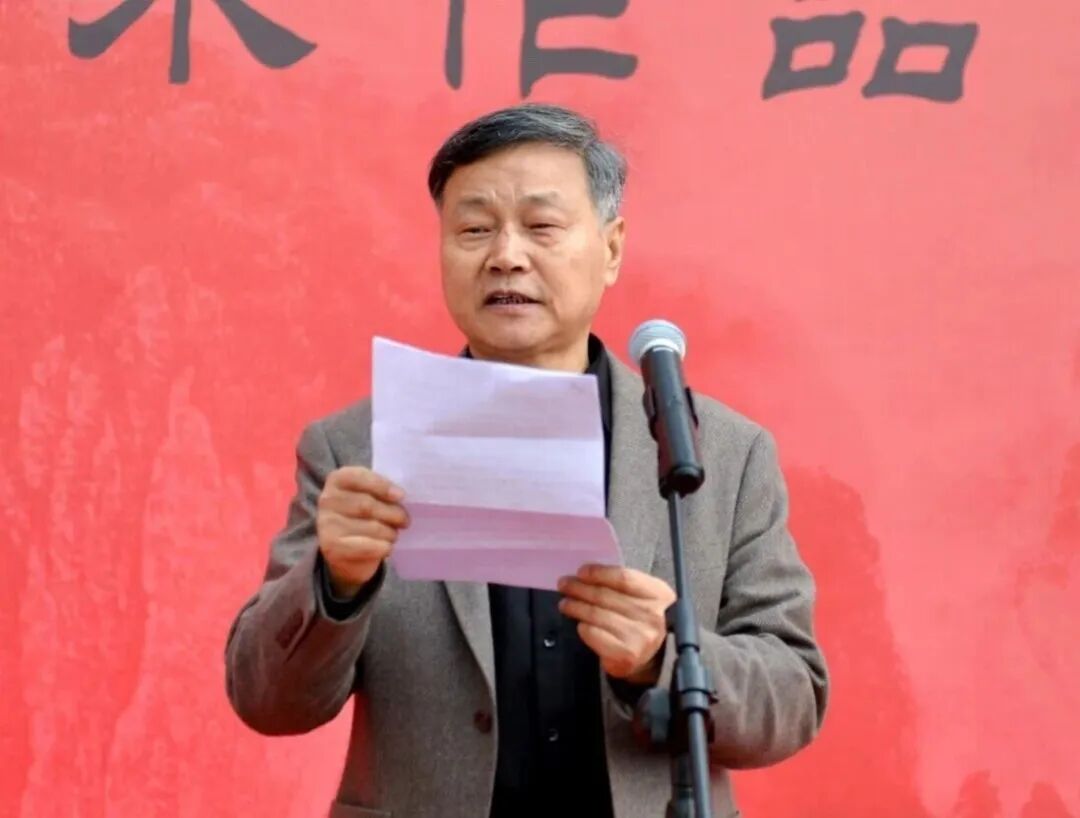 韦选毅人物造像(图1) 韦选毅人物造像(图1)