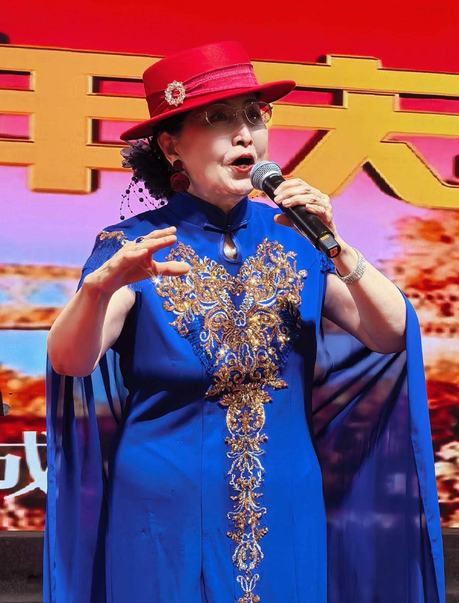 颜境演唱《当我们相聚的时候》(图1)