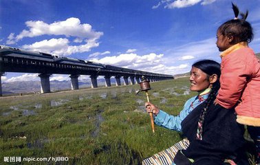 纪念“七一”暨青藏铁路通车十二周年青藏铁路“三上两下”记(图1)