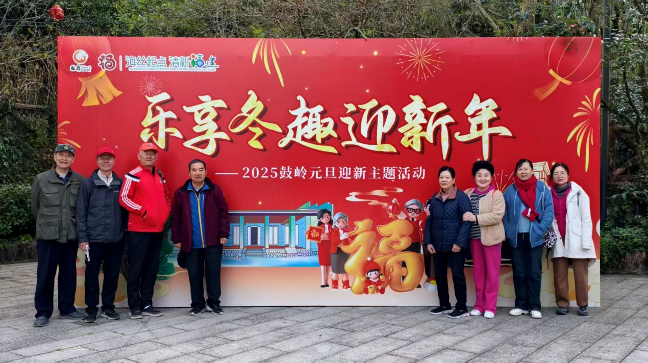 你照顾我四十年，我侍候你后半生(图2)