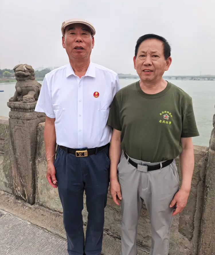 巧遇战友——王克荣(图1)